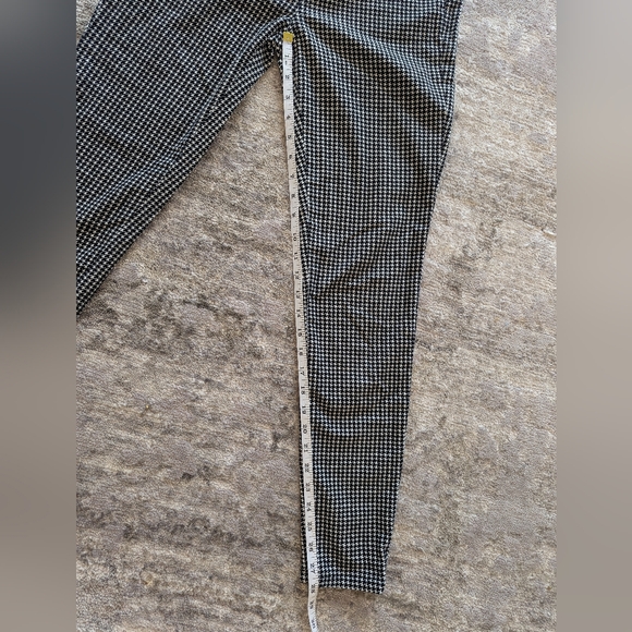 Club Monaco Alessia Slim Fit Corduroy Pant - Picture 11 of 12